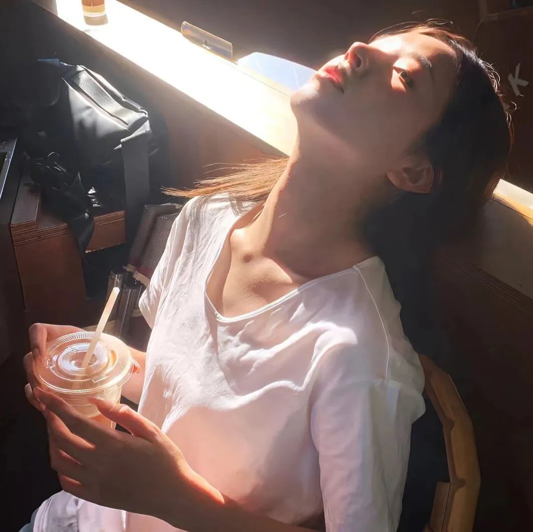 重访肯尼迪：通过望远镜